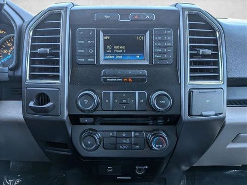 Used 2016 Ford F150 XLT RWD image 13