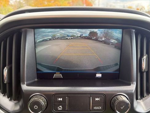 Used 2021 Chevrolet Colorado LT w/ LT Convenience Package image 32