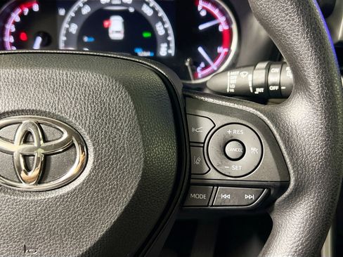 Used 2023 Toyota RAV4 XLE image 19