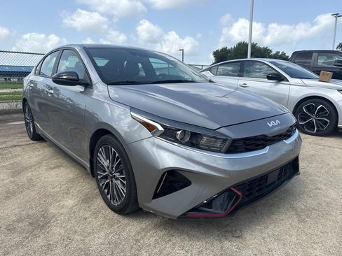 Used 2024 Kia Forte GT-Line w/ GT-Line Premium Package FWD image 6