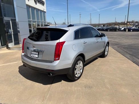 Used 2010 Cadillac SRX Luxury image 7