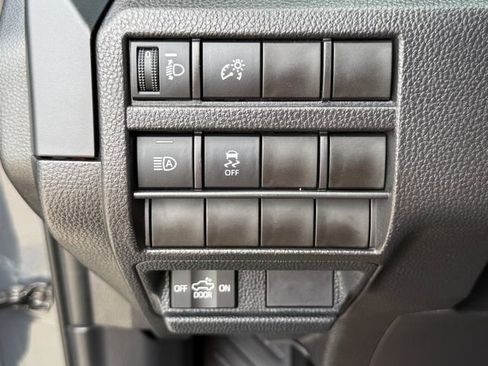 Used 2026 Toyota Tacoma SR AWD/4WD image 25
