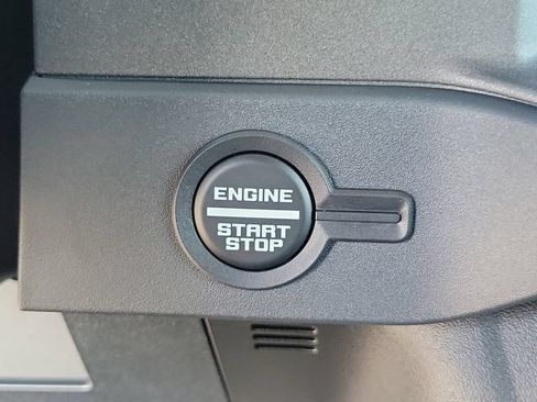 New 2026 Ford Bronco 2-Door AWD/4WD image 29
