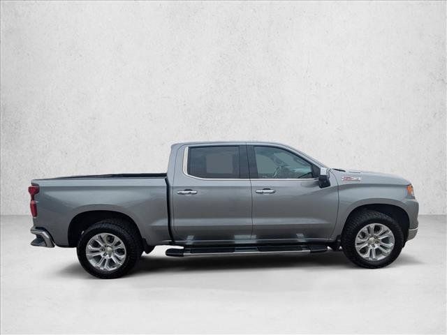 Used 2024 Chevrolet Silverado 1500 LTZ AWD/4WD image 4