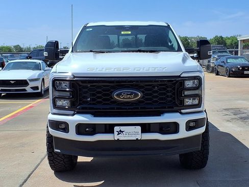 New 2026 Ford F250 Lariat w/ Black Appearance Package AWD/4WD image 6