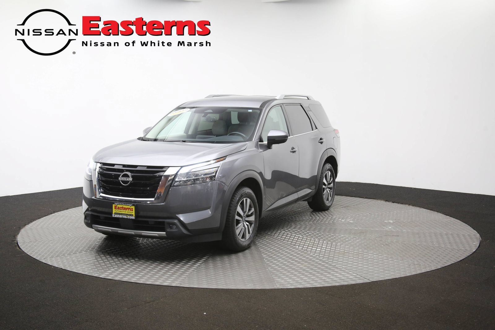 Used 2022 Nissan Pathfinder SL AWD/4WD image 55