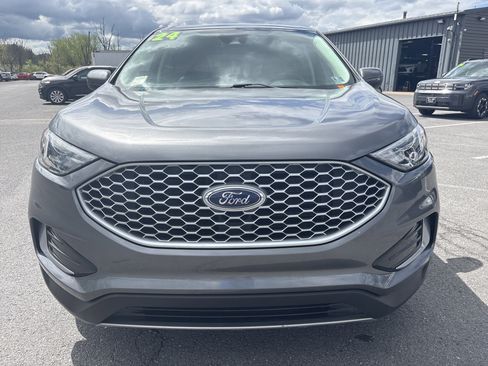 Used 2024 Ford Edge SEL image 9