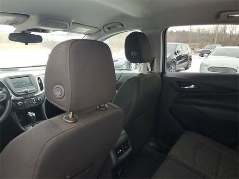 Used 2018 Chevrolet Equinox LT image 9