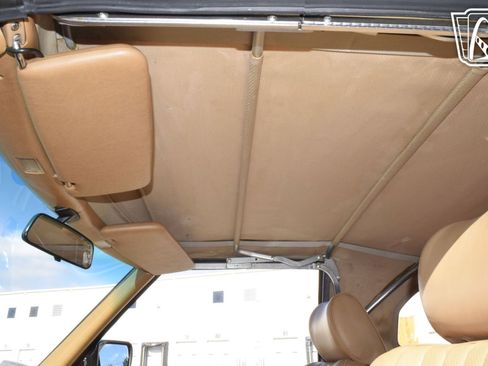 Used 1988 Mercedes-Benz 560 SL image 37