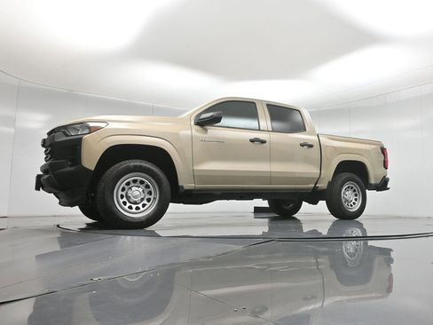 Used 2023 Chevrolet Colorado W/T RWD image 50