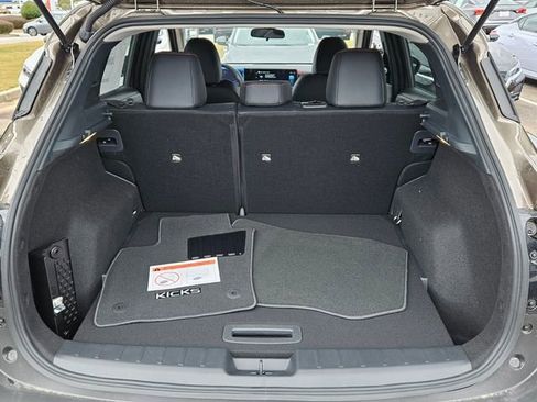New 2026 Nissan Kicks SR FWD image 13