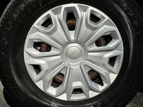 Used 2021 Ford Transit 350 XLT image 8