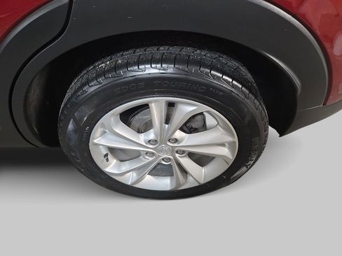 Used 2023 Buick Encore GX Preferred w/ Cold Weather Comfort Package AWD/4WD image 32