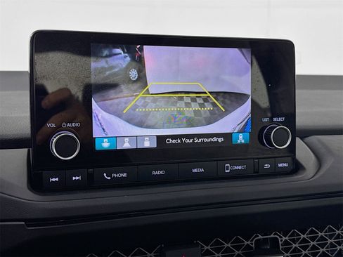 Used 2025 Honda Accord SE image 11