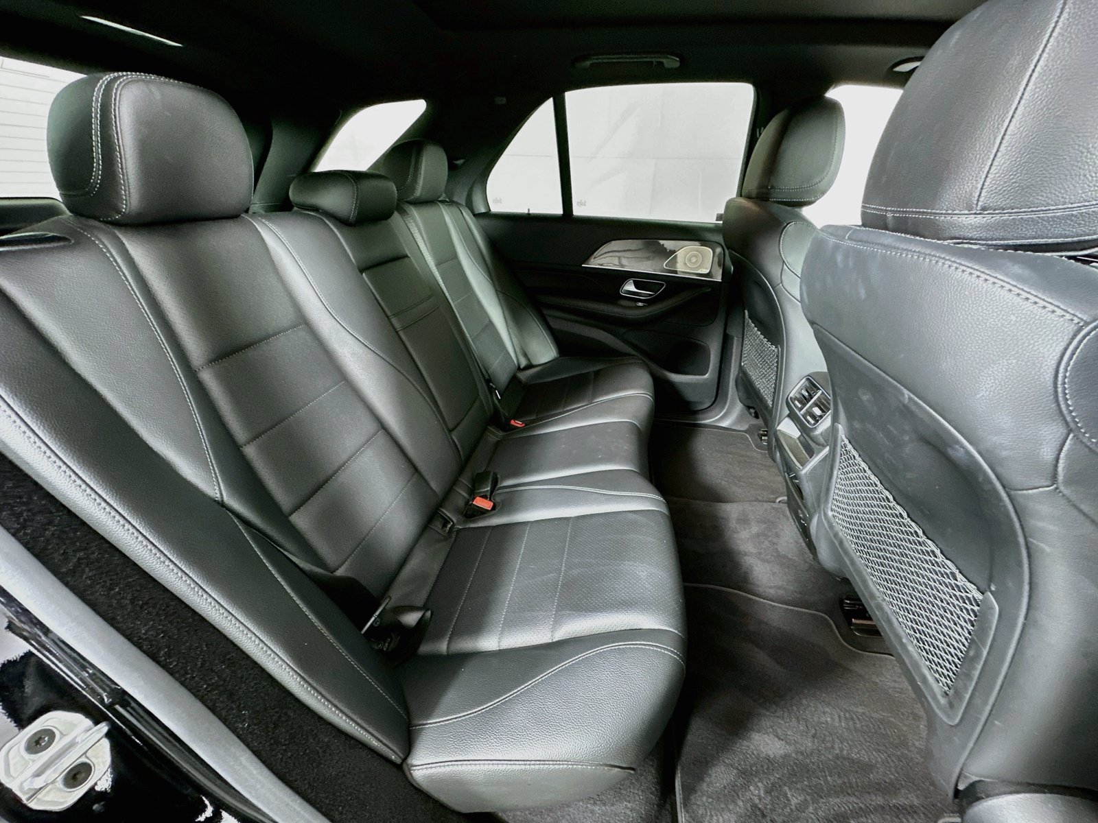 Used 2023 Mercedes-Benz GLE 450 4MATIC w/ AMG Line Exterior image 28
