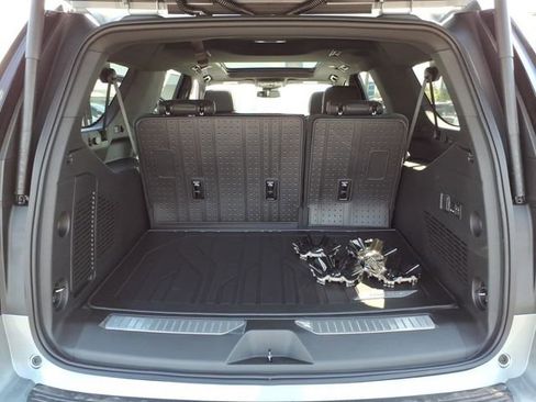 New 2026 Chevrolet Suburban RST AWD/4WD image 12