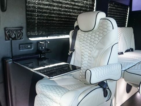 Used 2020 Mercedes-Benz Sprinter 3500 image 88