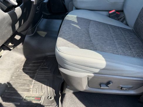 Used 2018 RAM 2500 Big Horn w/ Harvest Edition image 23