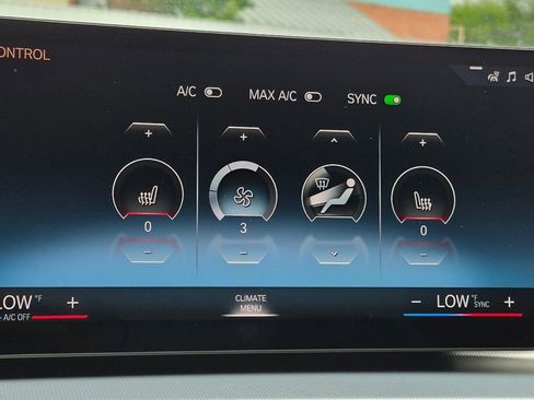 Used 2024 BMW 430i Coupe w/ Convenience Package RWD image 27