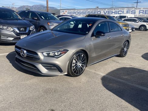 Used 2020 Mercedes-Benz CLA 35 AMG 4MATIC image 2