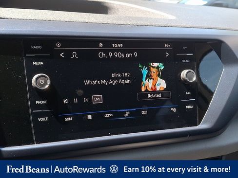 Certified 2023 Volkswagen Taos SE w/ Black Wheel Package FWD image 22
