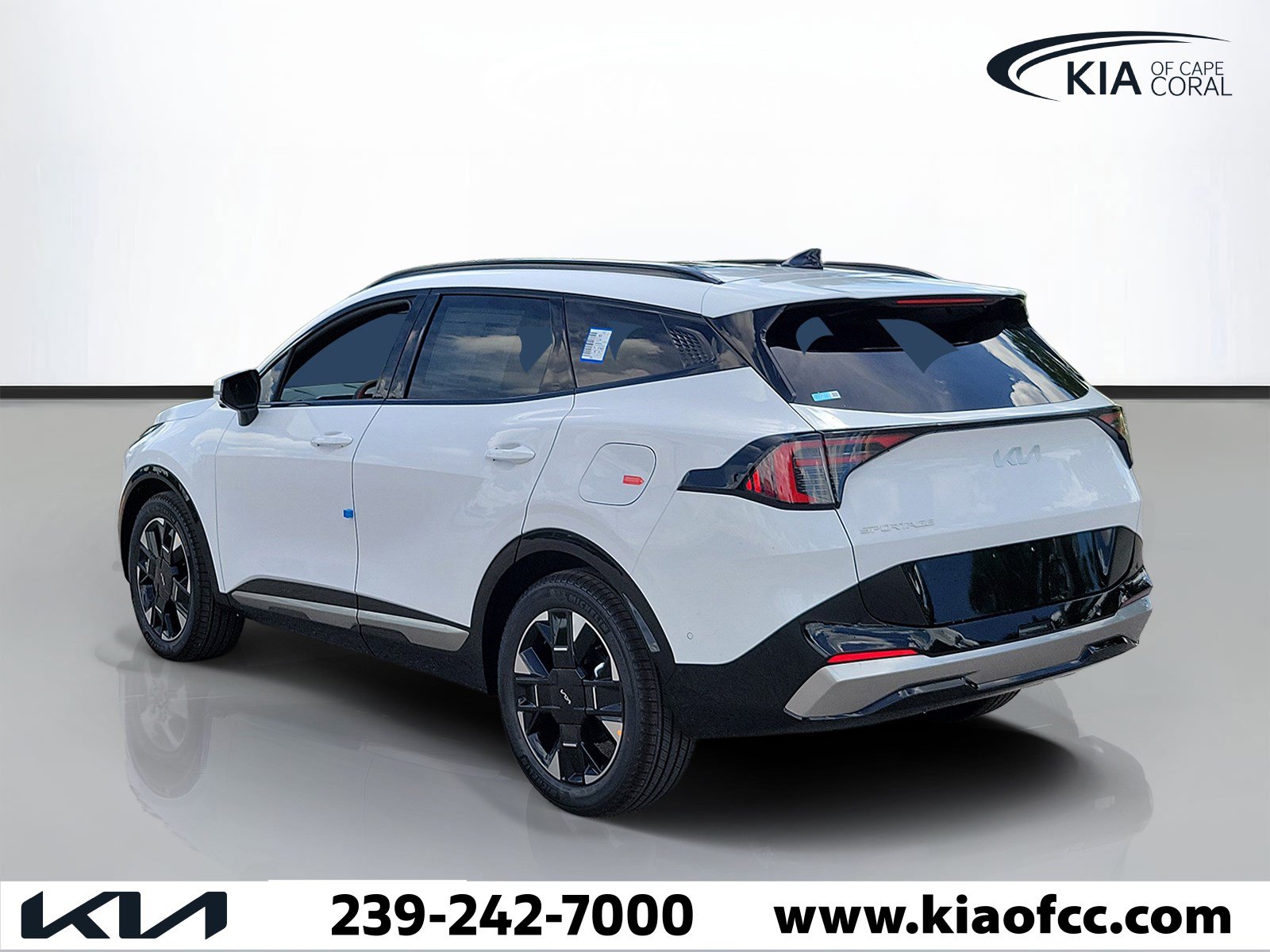 New 2027 Kia Sportage SX FWD image 4
