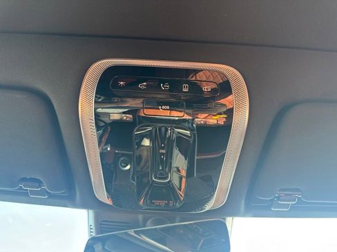 Used 2022 Mercedes-Benz S 500 4MATIC image 11