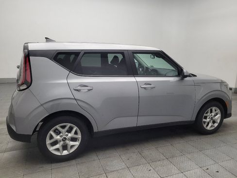 Used 2025 Kia Soul LX w/ LX Technology Package image 10