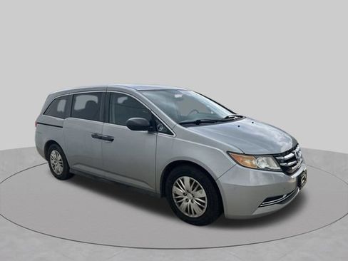 Used 2016 Honda Odyssey LX image 14