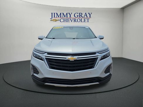 Used 2022 Chevrolet Equinox LT w/ Driver Convenience Package FWD image 8