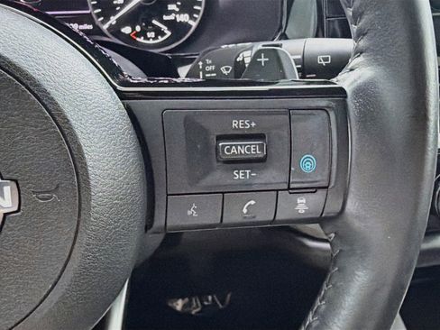 Used 2022 Nissan Pathfinder SL w/ SL Black Package FWD image 38