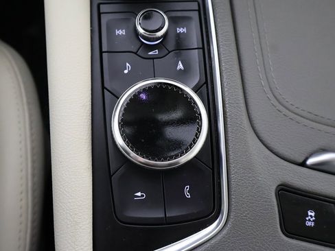 Used 2023 Cadillac XT5 Premium Luxury image 55