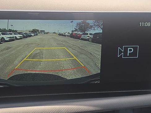 Used 2025 Hyundai Tucson SE FWD image 19
