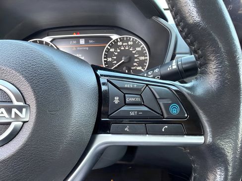 Used 2023 Nissan Altima 2.5 SL FWD image 18