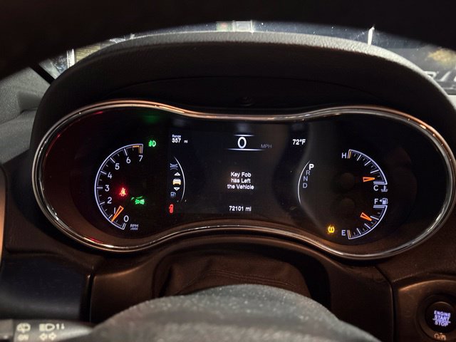 Used 2018 Jeep Grand Cherokee Altitude AWD/4WD image 15