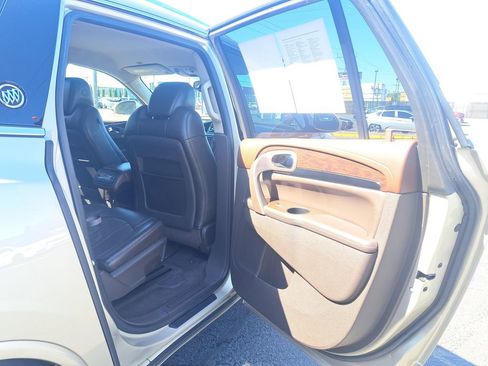 Used 2014 Buick Enclave Leather FWD image 14