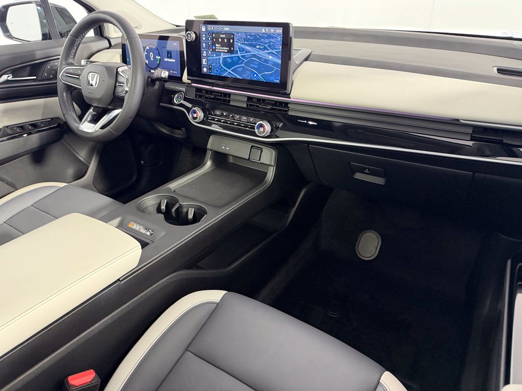 Used 2025 Honda Prologue Touring image 13