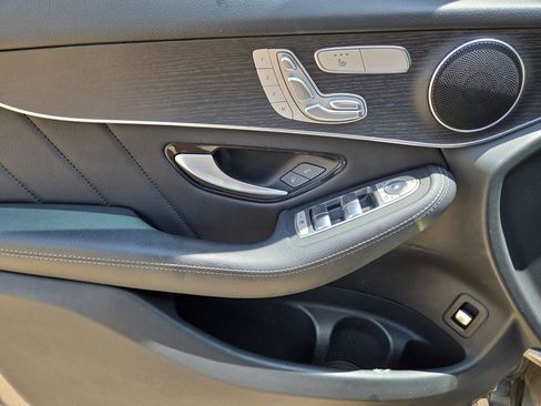 Used 2022 Mercedes-Benz GLC 300 4MATIC image 15