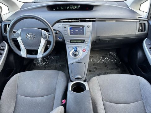 Used 2012 Toyota Prius Two image 7