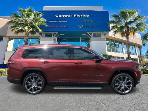 Used 2024 Jeep Grand Cherokee L Limited w/ Luxury Tech Group II AWD/4WD image 4