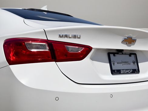 Used 2024 Chevrolet Malibu LT FWD image 24