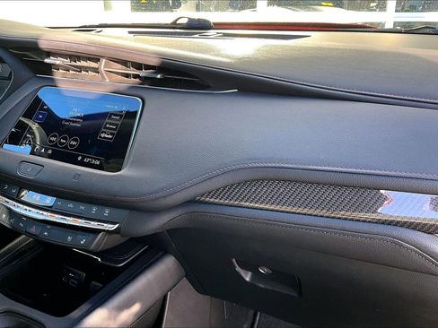 Used 2019 Cadillac XT4 Sport image 16