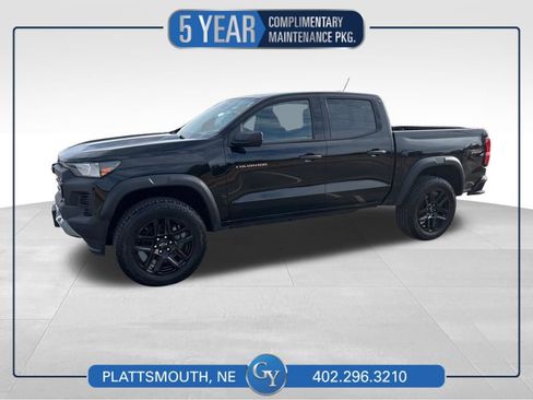 Used 2024 Chevrolet Colorado Trail Boss w/ Advanced Trailering Package AWD/4WD image 1