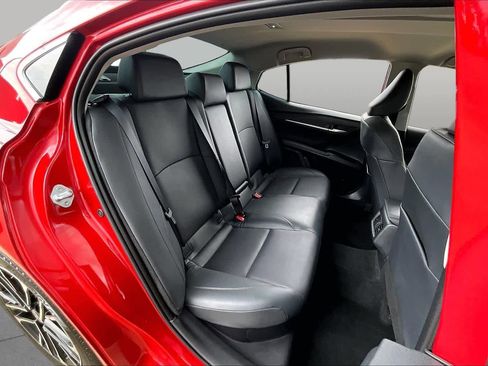 Used 2026 Toyota Camry XLE FWD image 20