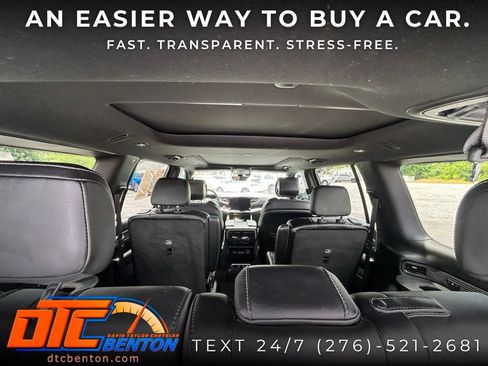 Used 2023 Jeep Wagoneer Series II AWD/4WD image 10