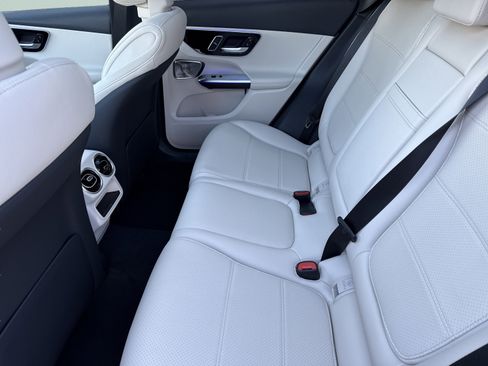 Certified 2026 Mercedes-Benz GLC 300 4MATIC image 25