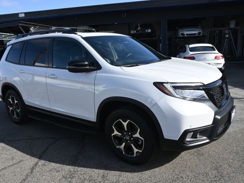 Used 2021 Honda Passport Touring image 6