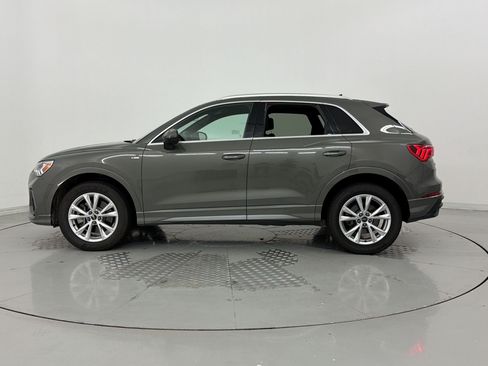 Used 2025 Audi Q3 2.0T Premium AWD/4WD image 2