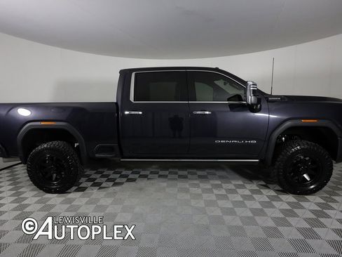 Used 2024 GMC Sierra 2500 Denali Ultimate image 15