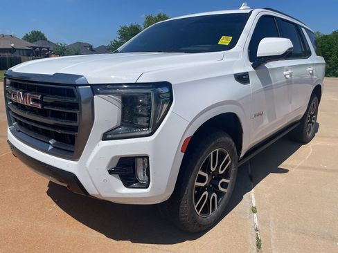 Used 2022 GMC Yukon AT4 image 1